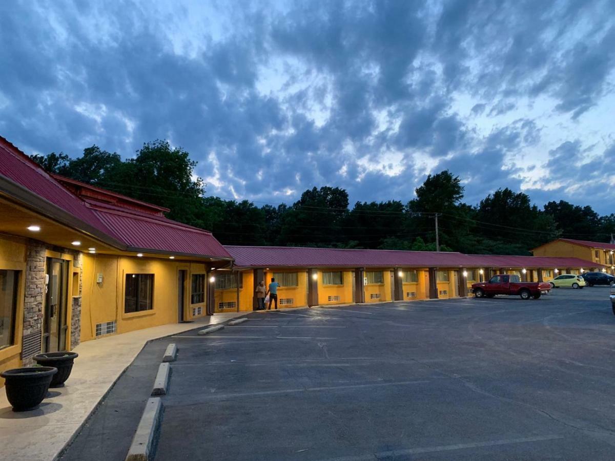 Journey Inn Marion Exterior photo